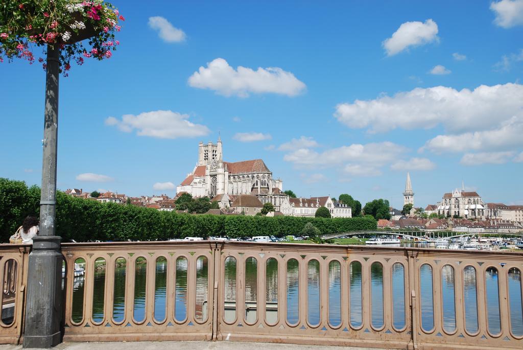 Вилла Pavillon Saint-Vincent Irancy Экстерьер фото